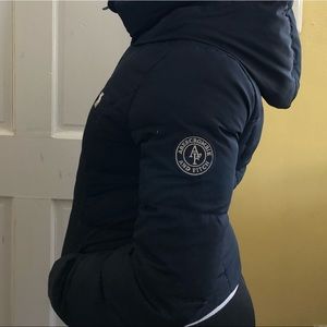 Navy Abercrombie puffer coat